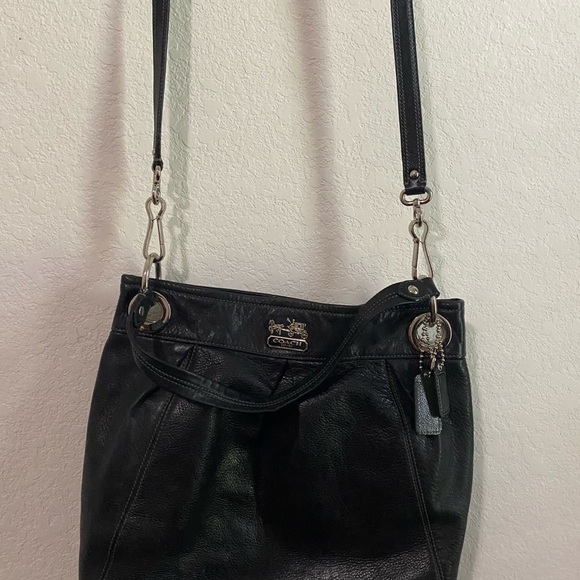 Coach Madison Timeless Black Pebble Leather Shoulder Bag With Hang Tag 14”L - Picture 3 of 16